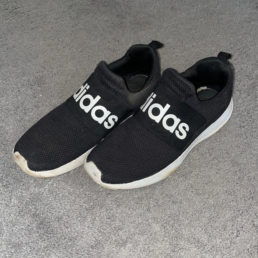 Adidas Tennis Shoes/Sneakers